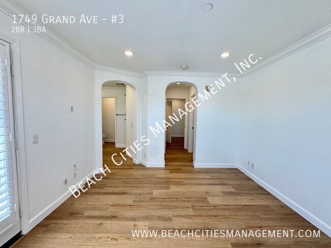 Building Photo - 1749 Grand Ave