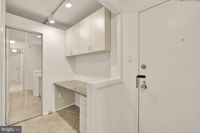 Building Photo - 4515 Willard Ave