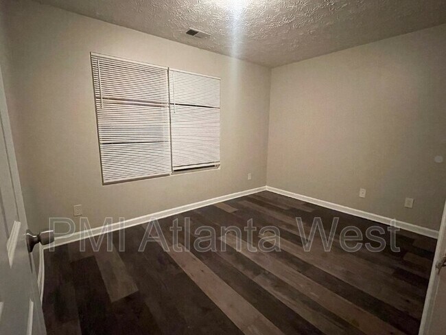 Building Photo - 7204 Waldrop Pl