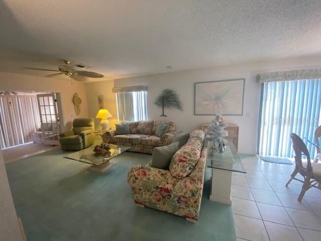 Building Photo - PERFECT FOR SNOWBIRDS-SHORT TERM RENTAL-DELIGHTFUL FURNISHED 2/2 COURTYARD VILLA IN THE VILLAGES