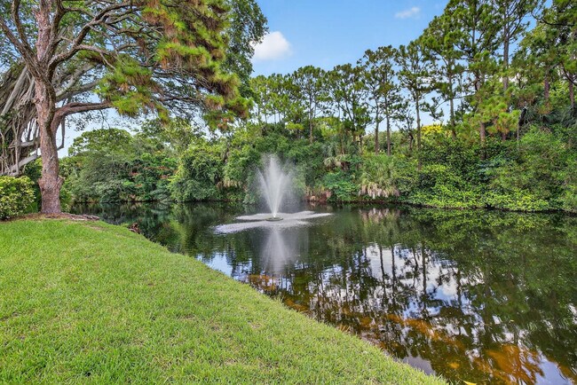 Building Photo - 2801 Deer Creek Country Club Blvd