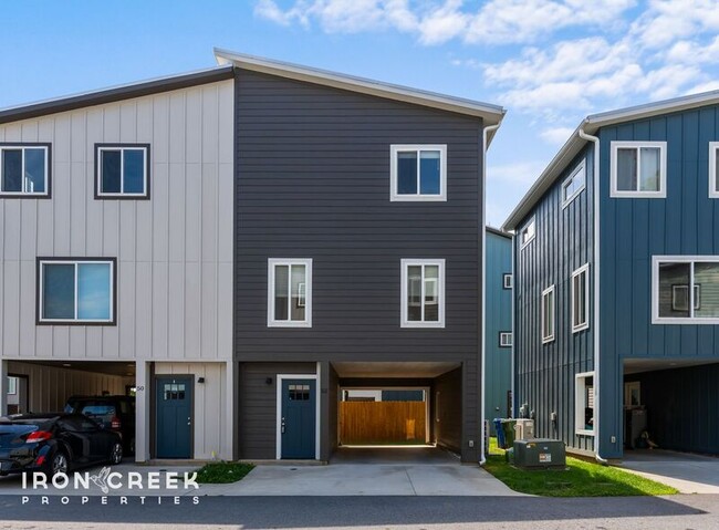 Building Photo - 52 W Cascade St