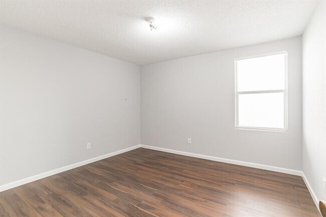 Building Photo - 3335 Lipizzan Dr