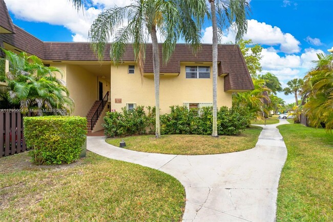 Primary Photo - 13712 SW 90th Ave
