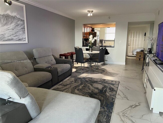 Building Photo - 1266 S Military Trail