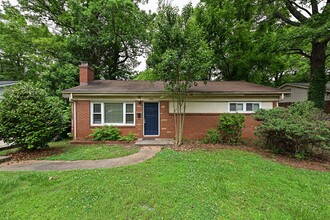 Building Photo - 2256 Kilborne Dr