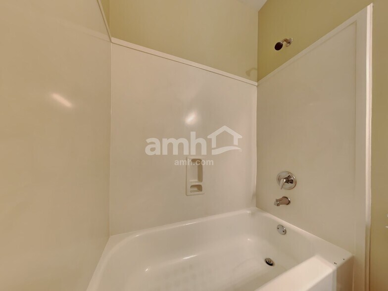 Building Photo - 1166 Havenwood Dr