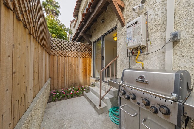 Back Patio / Garage entrance - 938 18th St