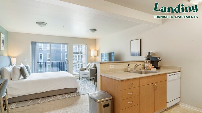 Building Photo - 315 1st Ave W