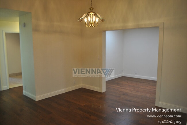 Building Photo - 4710 El Cid Ct