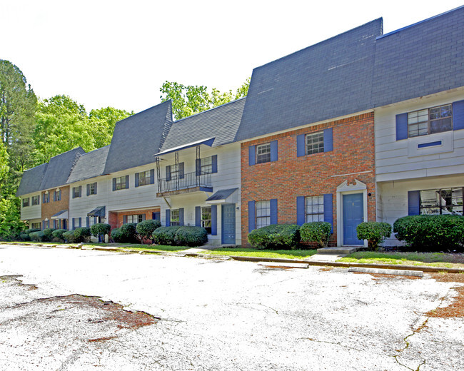 Building Photo - Carson Square Apartments