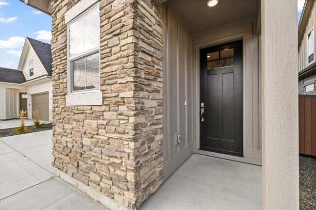 Building Photo - 3+3 Luxury Home in Eagle’s Prestigious Bellemeade Community