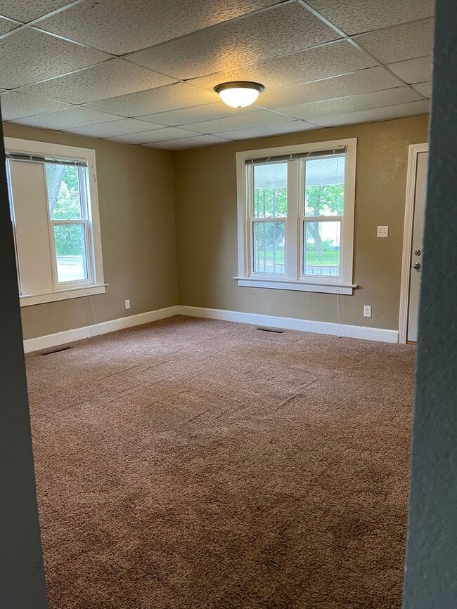 Building Photo - 503 Putnam St