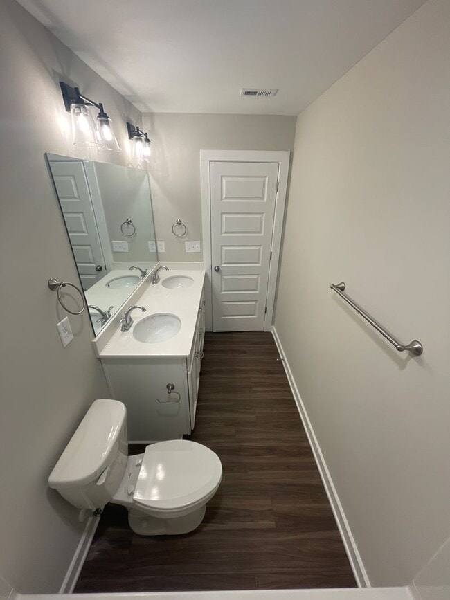 Building Photo - Home for Rent in Oak Grove, AL!!! Available to View Now!