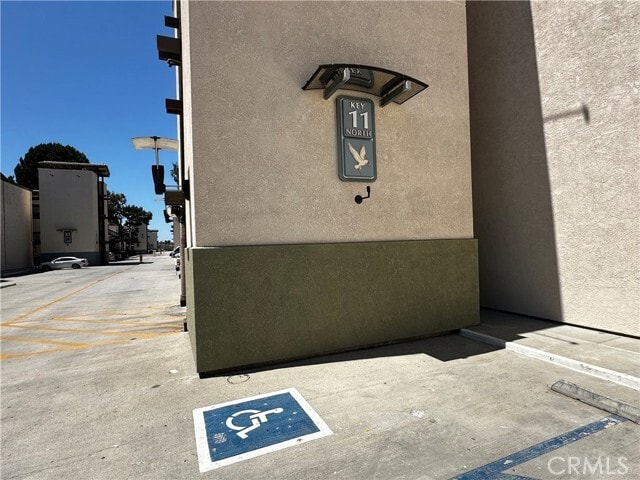 Building Photo - 7212 Marina Pacifica Dr N