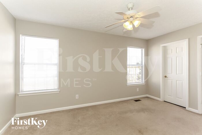 Building Photo - 150 Glynwater Dr