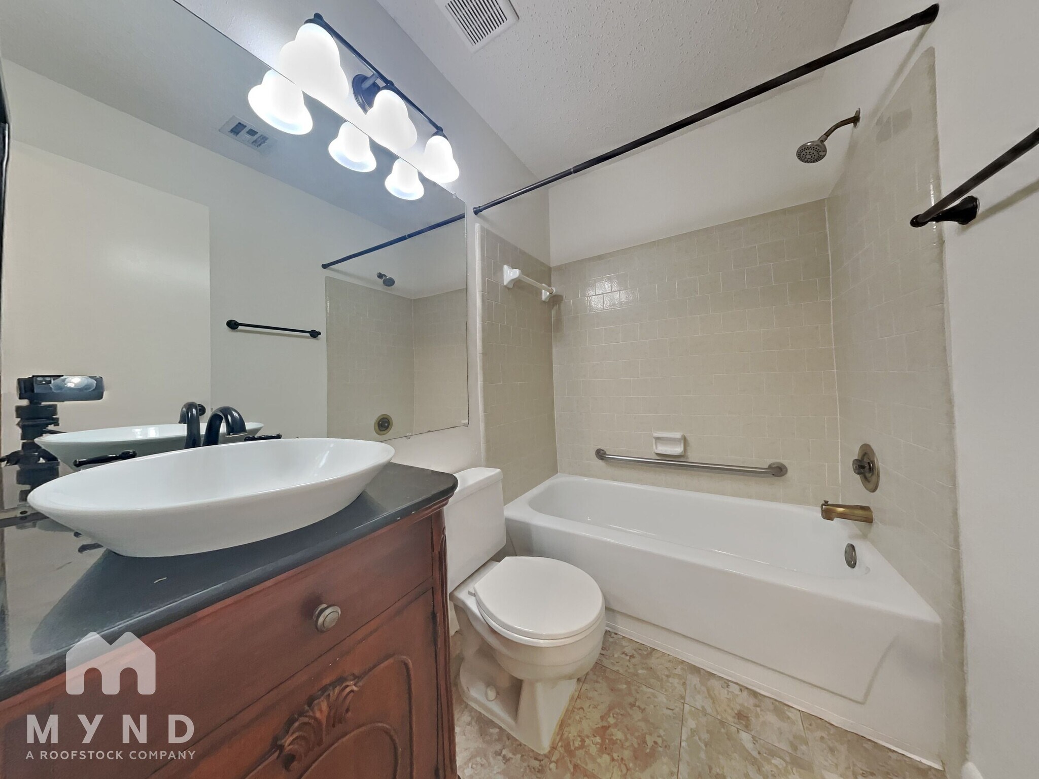 Building Photo - 2808 Grants Lake Blvd