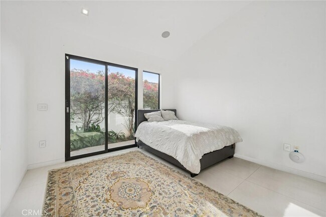 Building Photo - 4607 Perham Rd