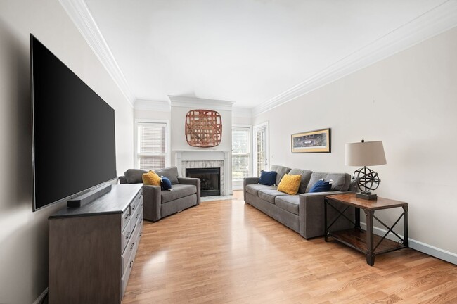 Building Photo - 312 Sloan Rd