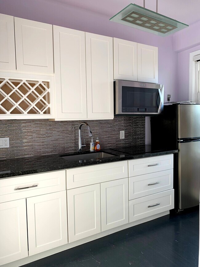 Building Photo - 631 O'Farrell St