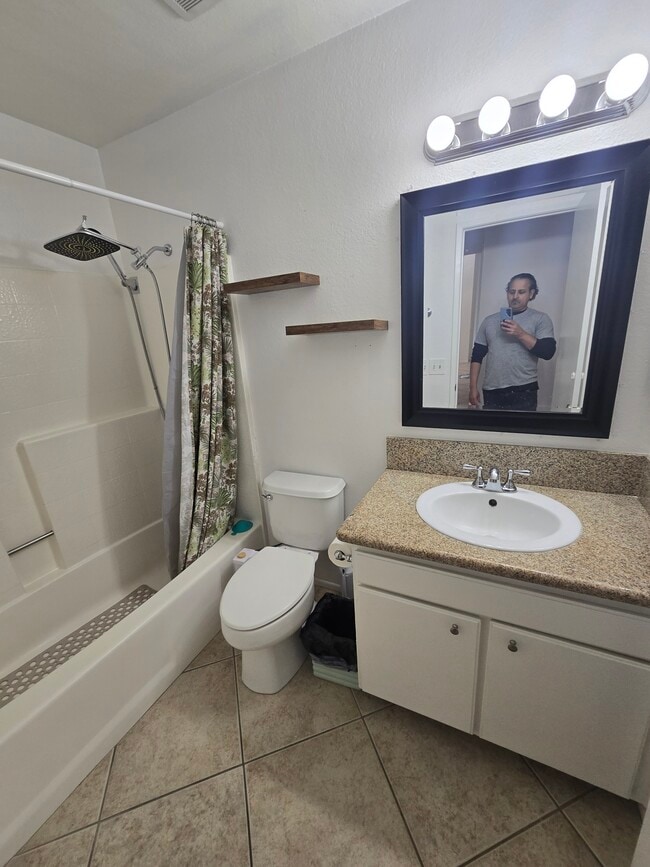 Building Photo - 3509 Avenue J