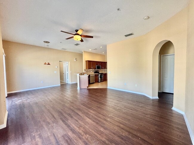 Building Photo - 6464 S Goldenrod Rd