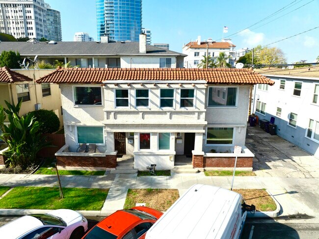 Building Photo - 17 Bonito Ave