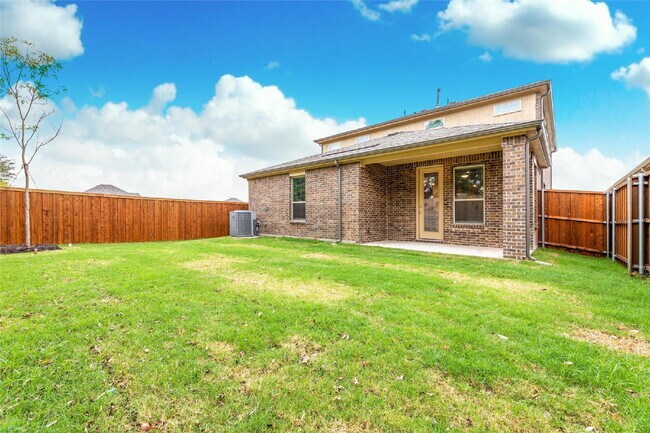 Building Photo - Spacious Allen Home with Modern Kitchen, Fenced Backyard & 2-Car Garage