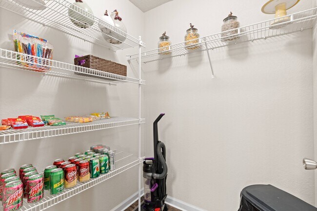 Building Photo - The Haven at Commons Park