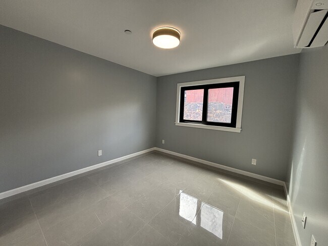 Building Photo - 4032 Hoku Ave