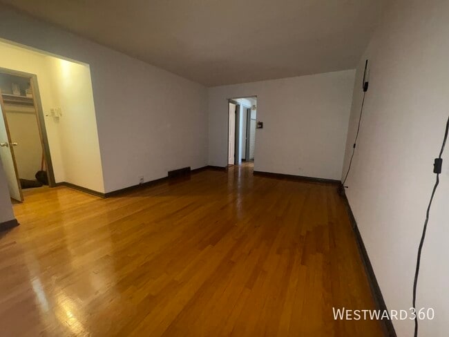 Building Photo - 13820 S Tracy-SFH