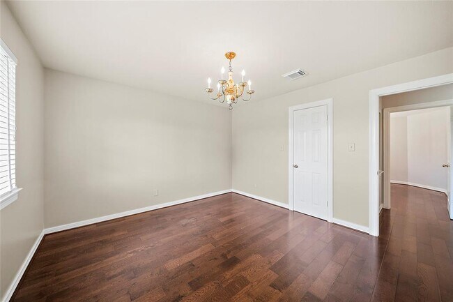 Building Photo - 4910 Canterbury Ln