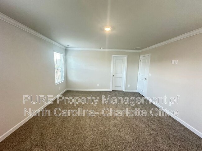 Building Photo - 1764 Braemar Vlg Dr