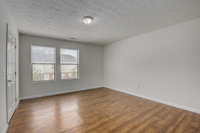 Building Photo - Athens