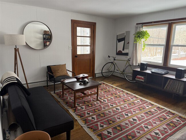 Building Photo - 782 Old Rte 22