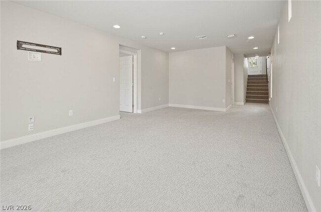 Building Photo - 5736 W Brimstone Hill Ave