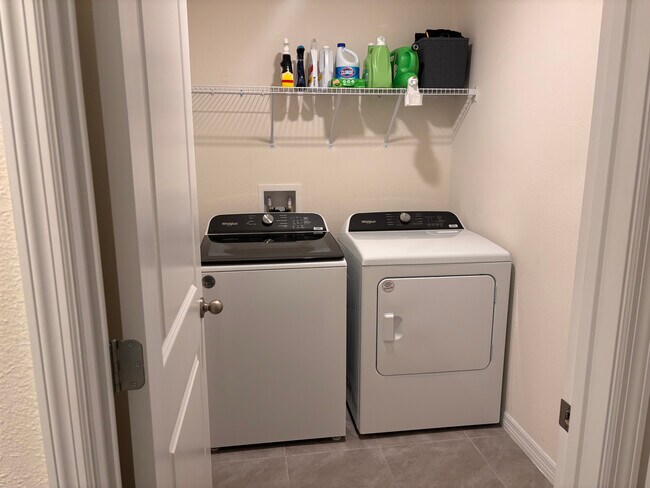 Building Photo - 37493 Sharks Eye Ln