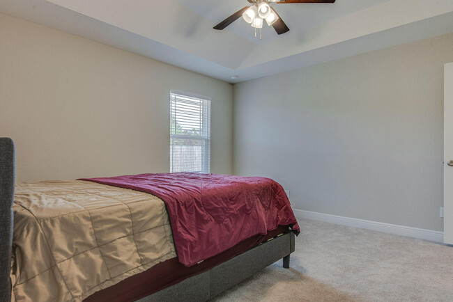 Building Photo - 2081 Bella Breeze Ct