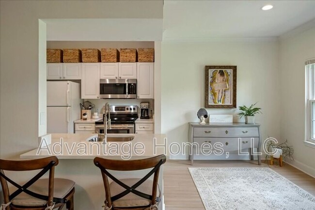 Building Photo - 11610 Tomahawk Creek Pkwy