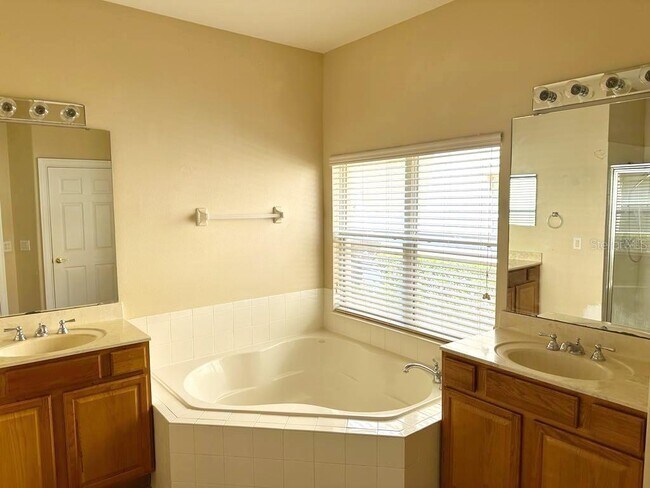 Building Photo - 6892 Lucca St