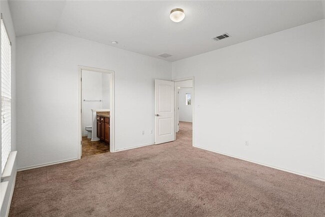 Building Photo - 15105 Verela Dr