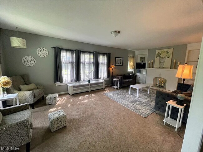 Building Photo - 2086 Marlindale Rd