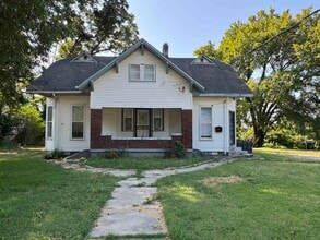 Building Photo - 1817 Edward Ave