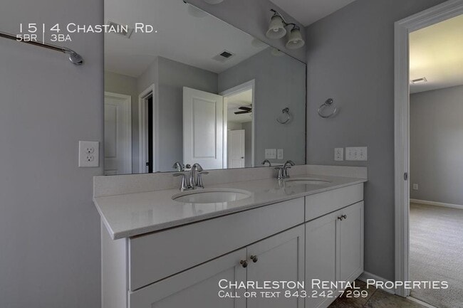 Building Photo - 1514 Chastain Rd
