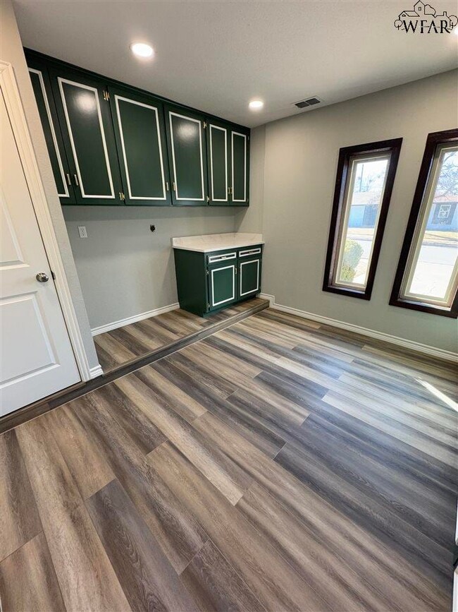 Building Photo - 5237 Catskills Dr