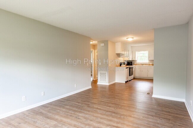 Building Photo - 8810 Springfield Rd