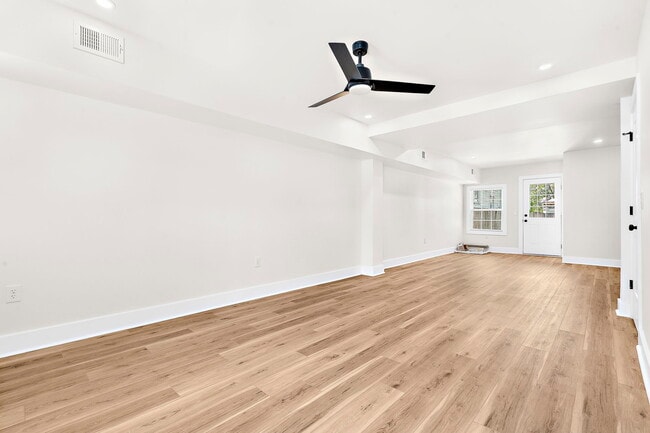 Building Photo - 24 Blake St