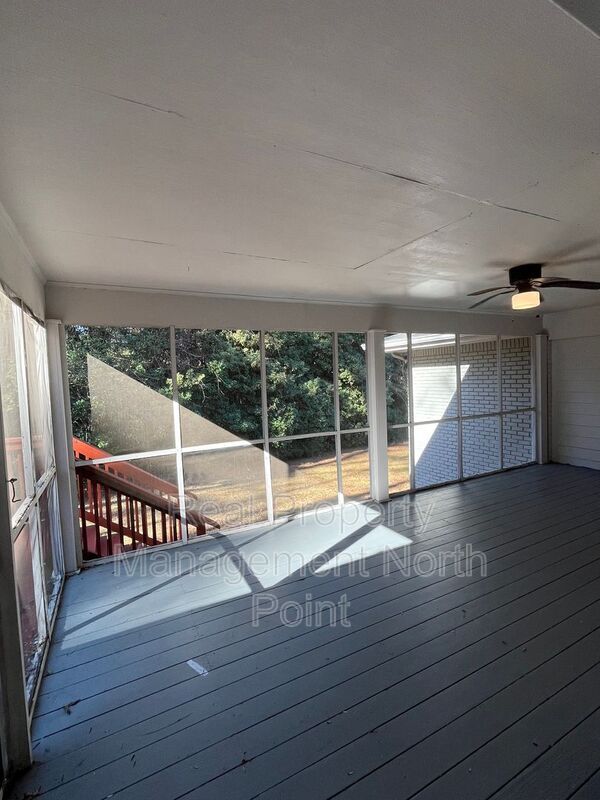 Building Photo - 3434 Palace Ct