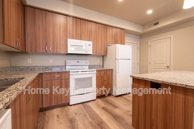 Building Photo - 1184 E Bulloch St