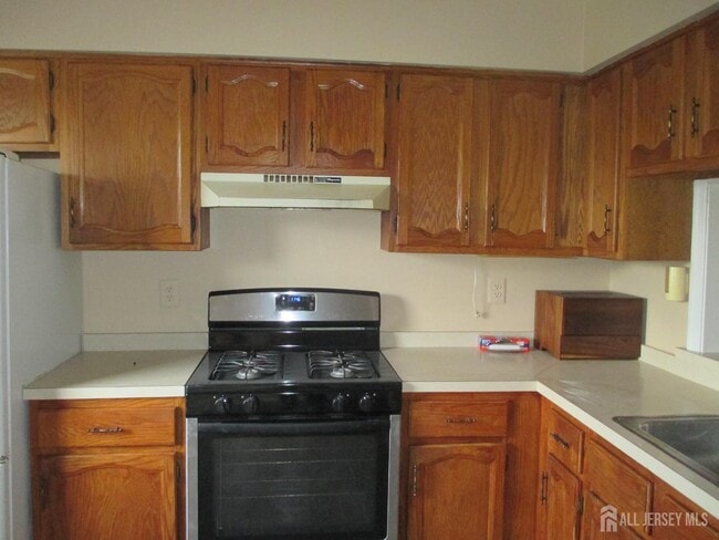 Building Photo - 1406 Woodbridge Commons Way